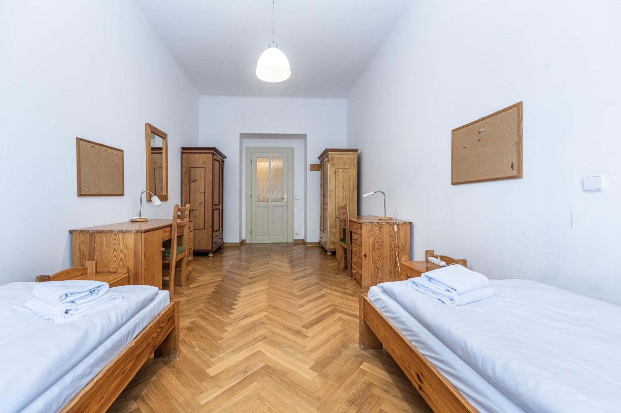 Jiriho Z Podebrad Apartments Praga Exterior foto